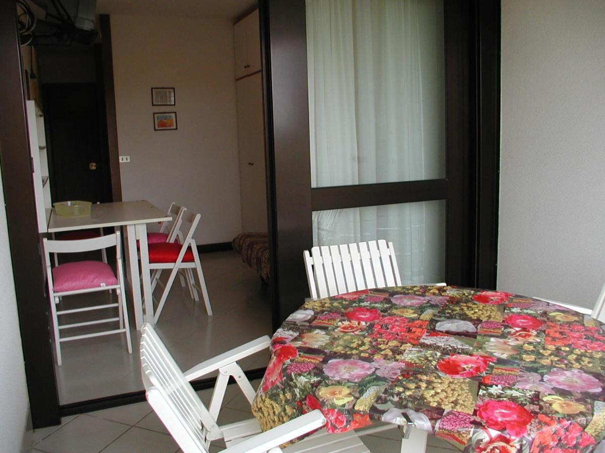 Studio Solarium Μπιμπιόνε Εξωτερικό φωτογραφία